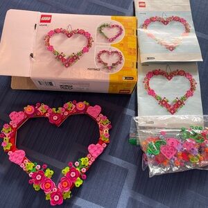 LEGO Floral Heart Wreath with Pink and Green Accents
